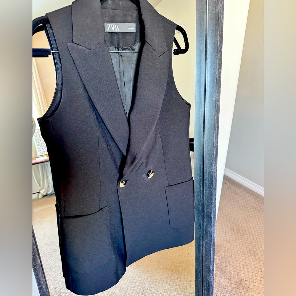Black Zara vest size M